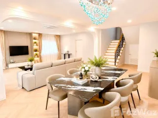 Reihenhaus zum Kauf mit 4 Zimmer in Bang Phli, Samut Prakan