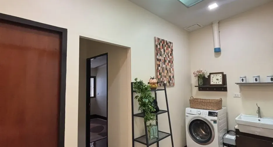 For rent 3 ベッドルーム house in Bang Khen, Bangkok