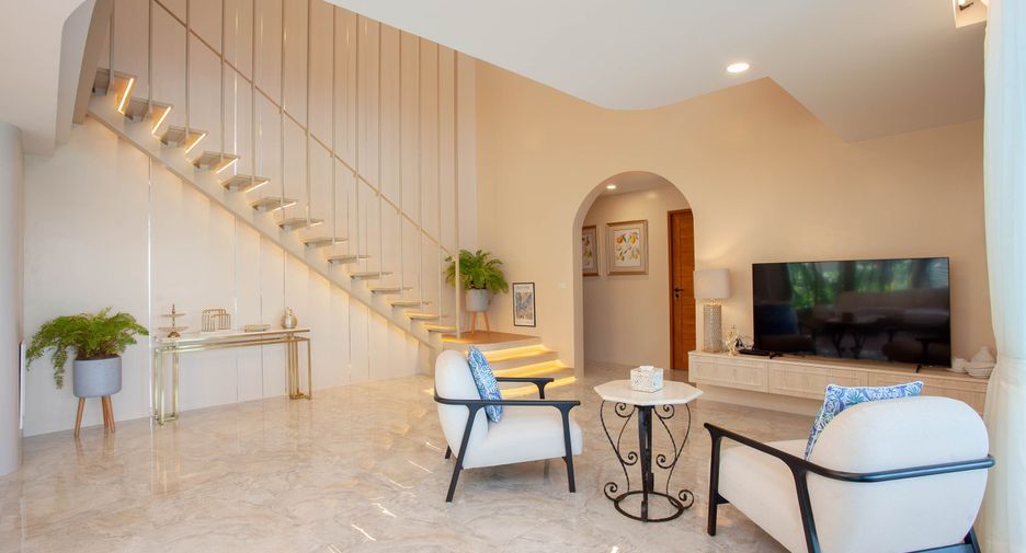 For rent 4 ベッドルーム villa in Mueang Phuket, Phuket