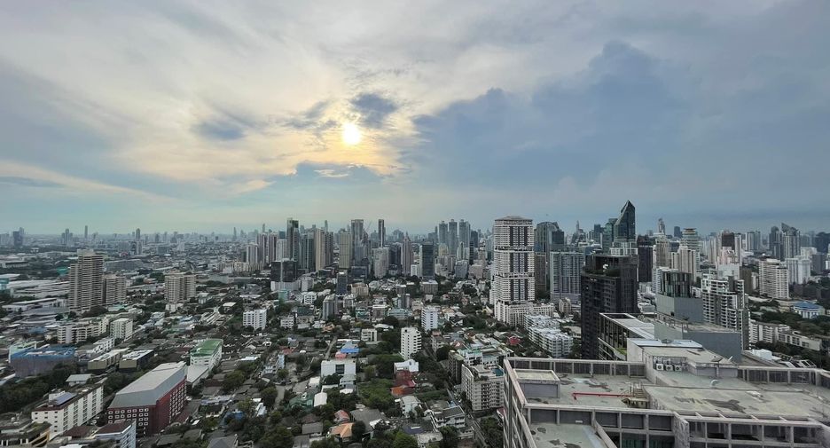 出租 1 卧室 公寓 在 Khlong Toei, 曼谷