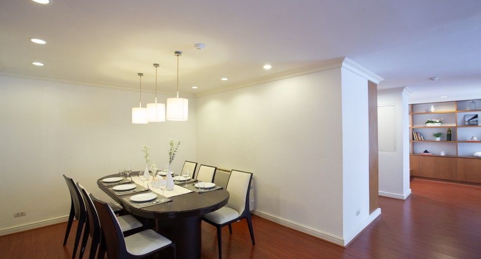 Apartamento en alquiler de 3 habitaciones en Watthana, Bangkok