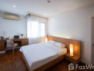 For rent 4 bedrooms apartment in Watthana, Bangkok