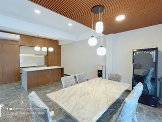 For rent 5 ベッドルーム townhouse in Khlong Toei, Bangkok