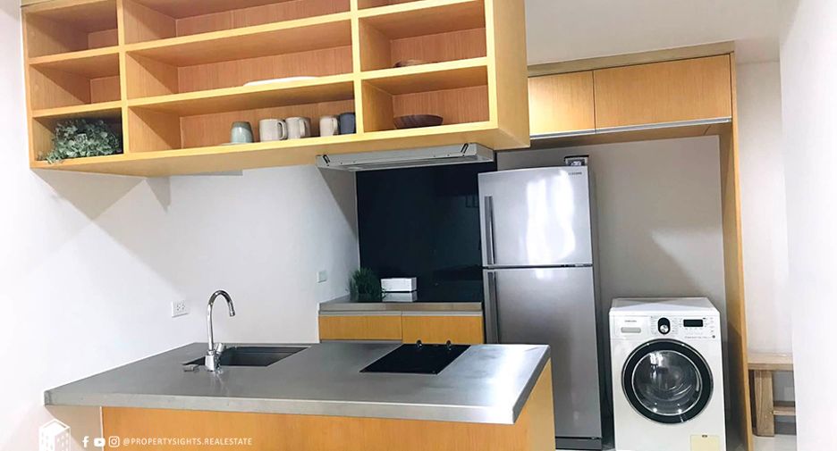 For rent 1 bed condo in Watthana, Bangkok