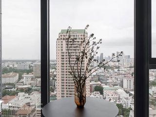 Condo en alquiler de 3 habitaciones en Sathon, Bangkok