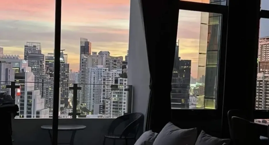 Condo en alquiler de 2 habitaciones en Khlong Toei, Bangkok