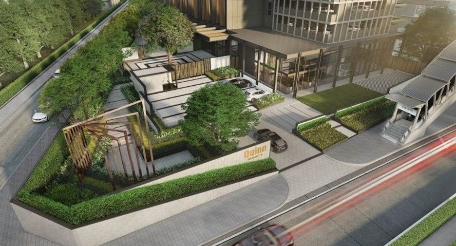 For sale 2 ベッドルーム condo in Phra Khanong, Bangkok