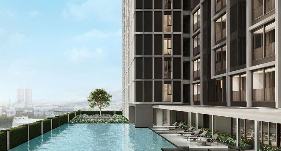 For sale 2 ベッドルーム condo in Phra Khanong, Bangkok