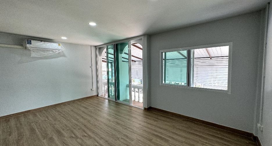 Oficina en alquiler en Bueng Kum, Bangkok