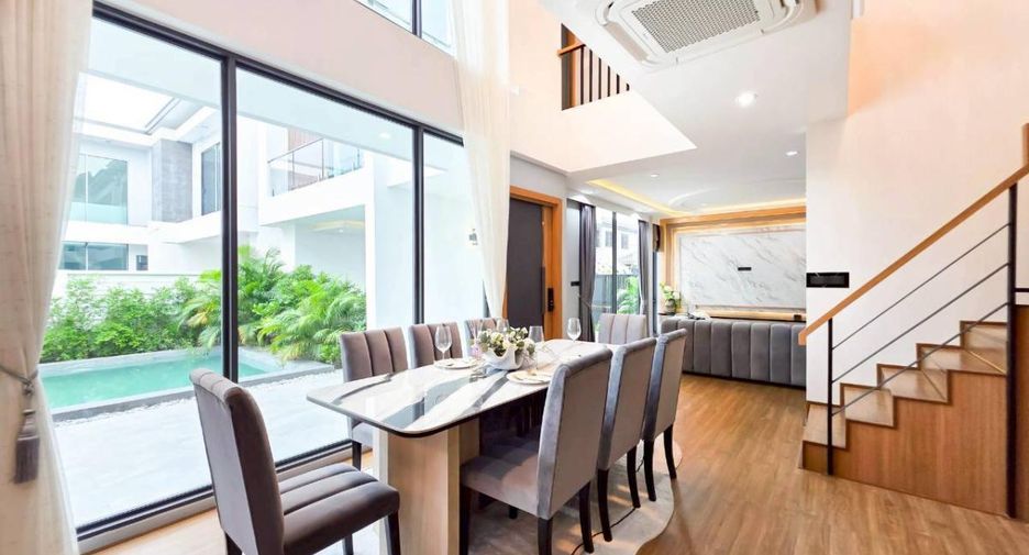 For sale 3 bedrooms villa in Bang Lamung, Chonburi