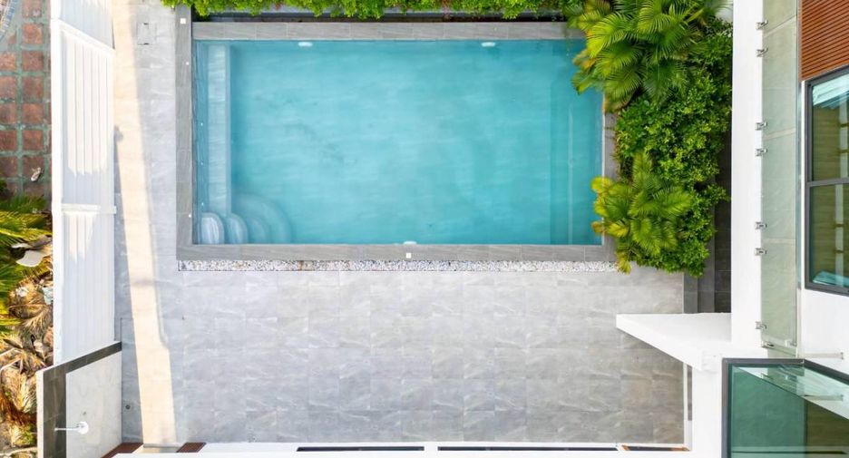 For sale 3 bedrooms villa in Bang Lamung, Chonburi