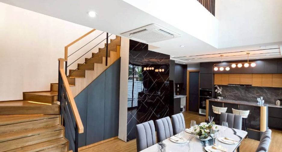 For sale 3 bedrooms villa in Bang Lamung, Chonburi