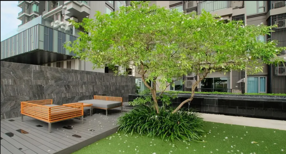 Condo en alquiler de 2 habitaciones en Khlong Toei, Bangkok
