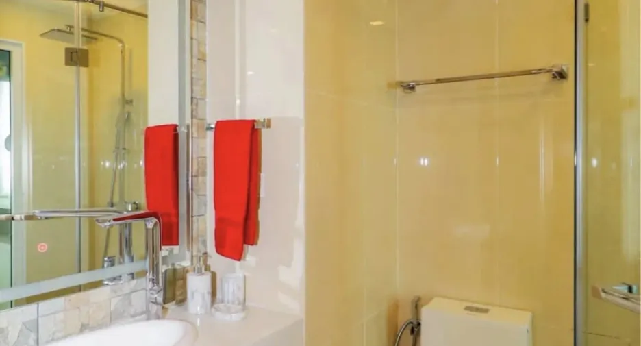 For rent 2 bedrooms condo in Bang Lamung, Chonburi