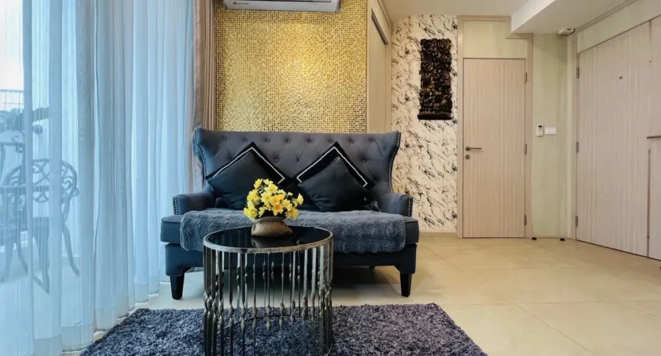 For rent 2 bedrooms condo in Bang Lamung, Chonburi