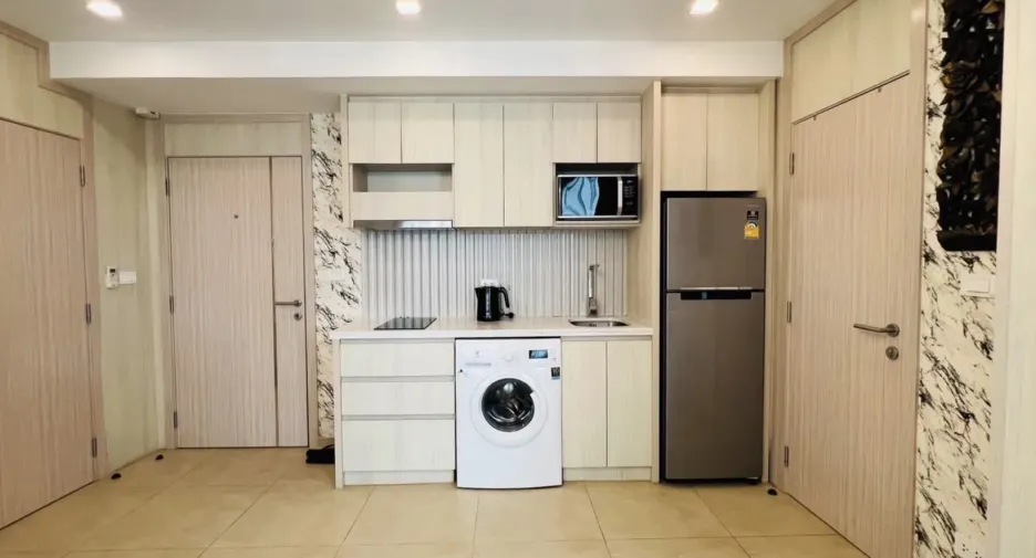 For rent 2 bedrooms condo in Bang Lamung, Chonburi