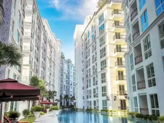 À louer 2 chambres condo à Bang Lamung, Chonburi