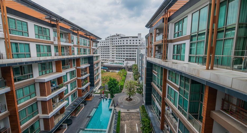 For sale 3 bedrooms condo in Bang Lamung, Chonburi