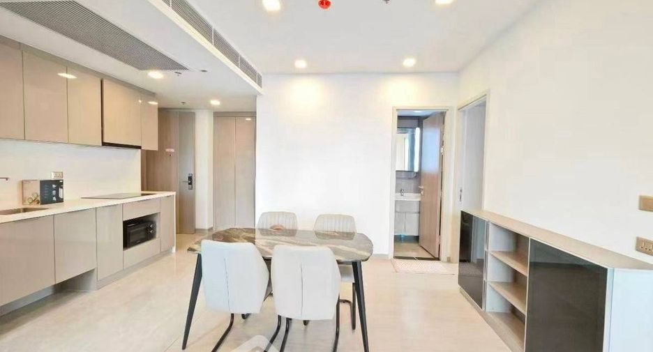 For rent and for sale 2 bedrooms condo in Huai Khwang, Bangkok