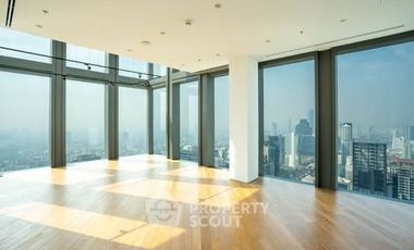 For sale 2 bedrooms condo in Sathon, Bangkok