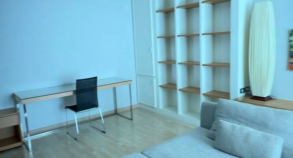 For rent and for sale 2 bedrooms condo in Watthana, Bangkok