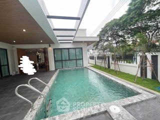 For sale 4 ベッドルーム villa in Bang Lamung, Chonburi