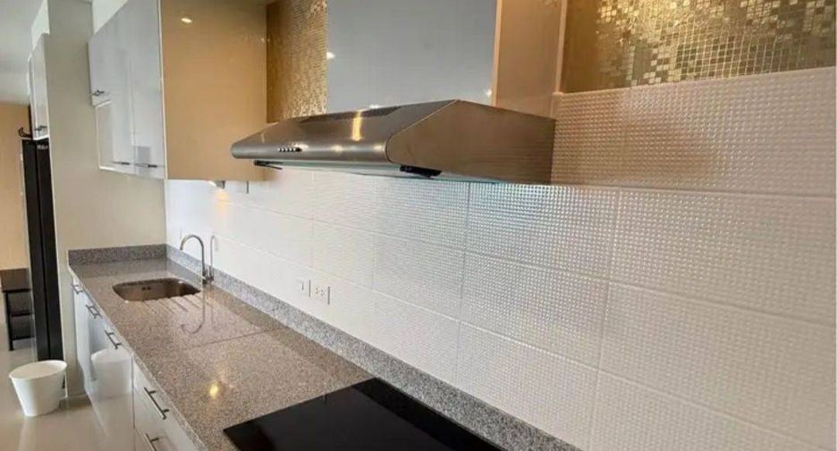 À vendre 2 chambres condo à Jomtien, Pattaya