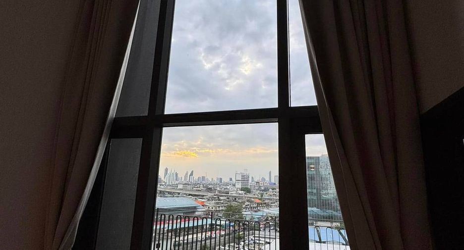 Condo en alquiler de 2 habitaciones en Khlong Toei, Bangkok