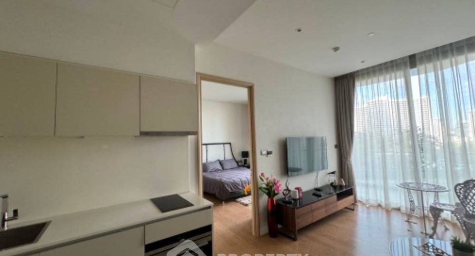 For sale 1 bed condo in Khlong San, Bangkok