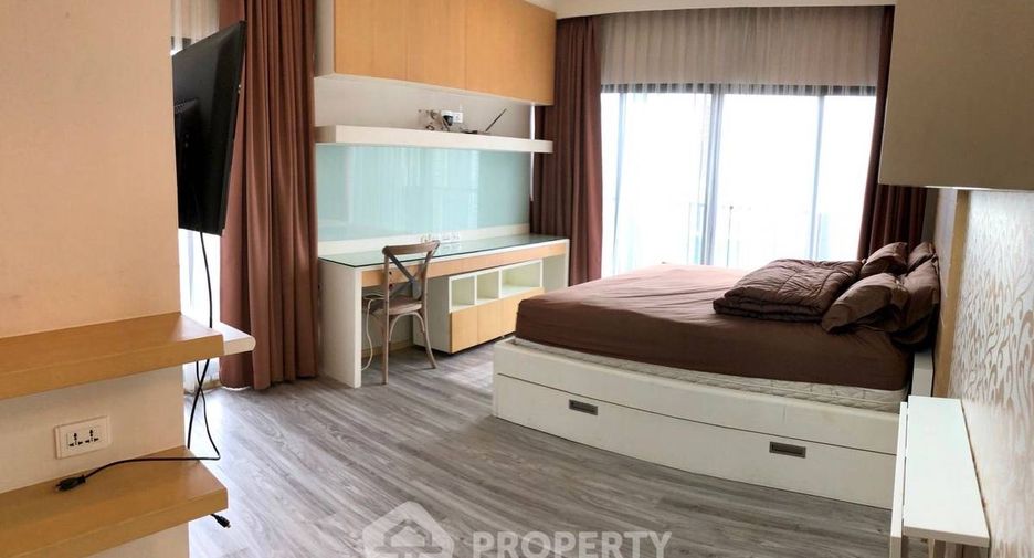 For rent 2 bedrooms condo in Khlong Toei, Bangkok