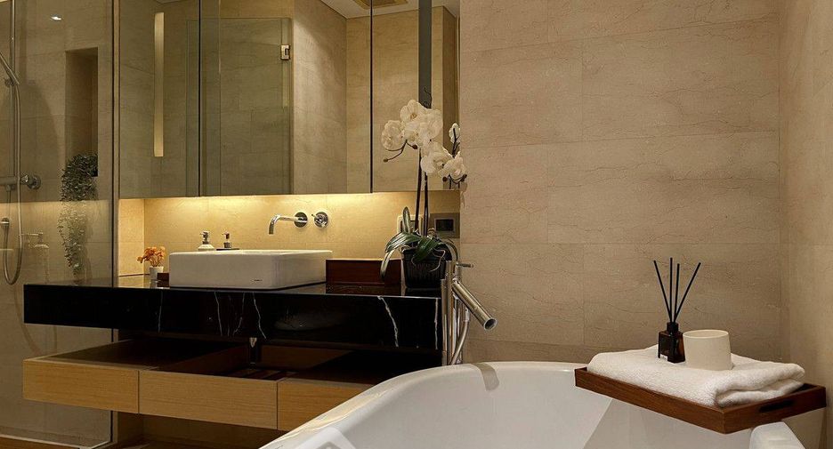 For rent 2 bedrooms condo in Sathon, Bangkok