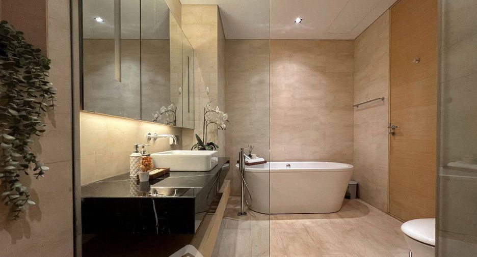 For rent 2 bedrooms condo in Sathon, Bangkok