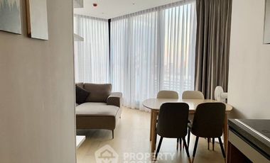 For rent 2 bedrooms condo in Huai Khwang, Bangkok