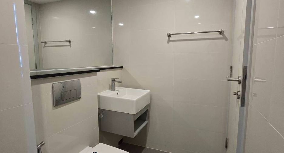 For rent 1 bed condo in Sathon, Bangkok