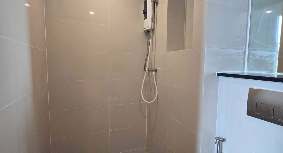For rent 1 bed condo in Sathon, Bangkok