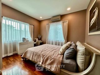 For rent 5 bedrooms house in Lat Krabang, Bangkok