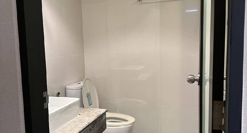 For rent 1 bed condo in Pathum Wan, Bangkok