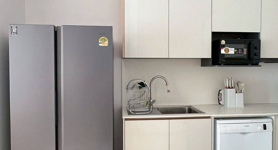 For rent 3 ベッドルーム apartment in Sathon, Bangkok