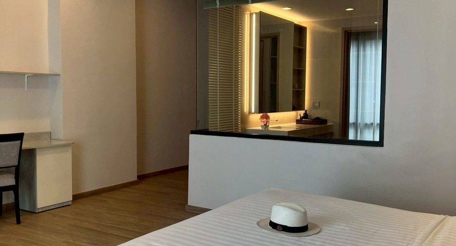 For rent 3 ベッドルーム apartment in Sathon, Bangkok