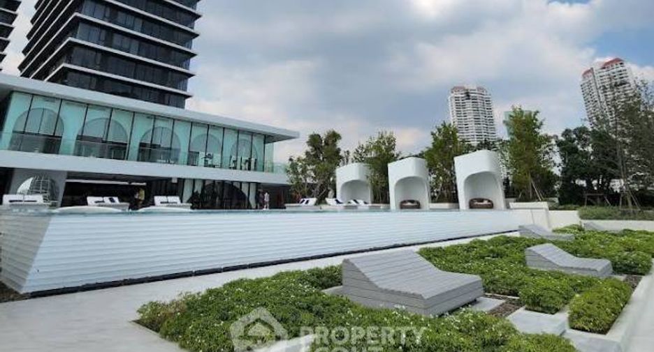 Condo en alquiler de 1 habitaciones en Khlong San, Bangkok