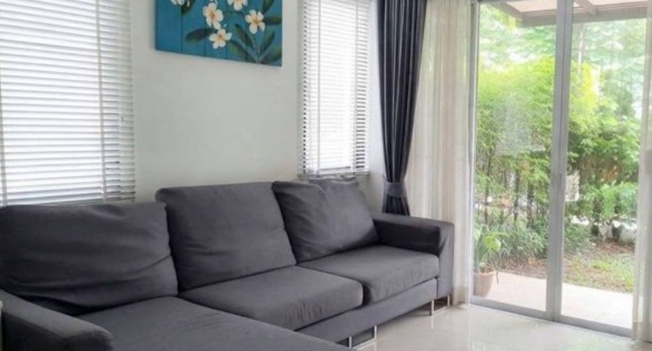 Casa en alquiler de 3 habitaciones en Prawet, Bangkok