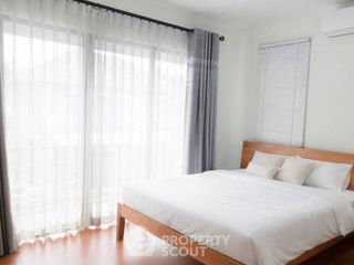 Casa en alquiler de 3 habitaciones en Prawet, Bangkok