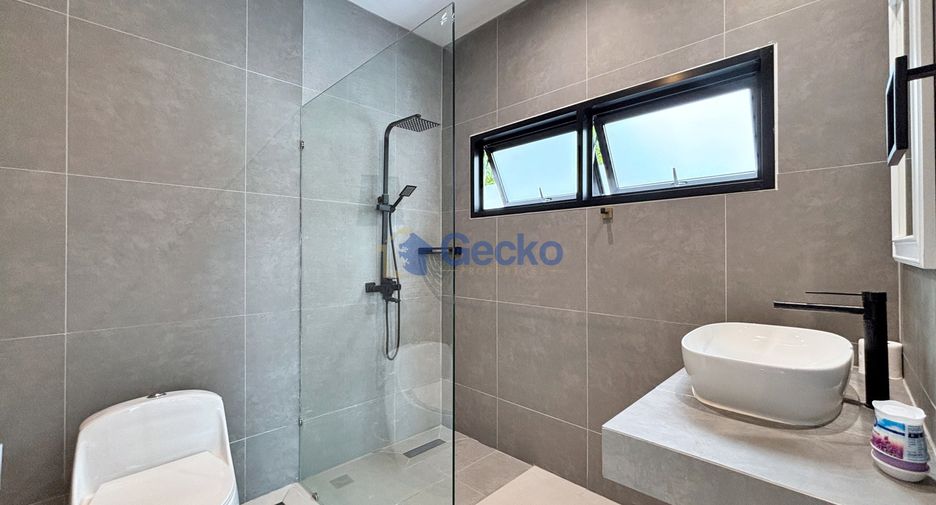 出售 4 卧室 独立屋 在 Bang Lamung, Chon Buri