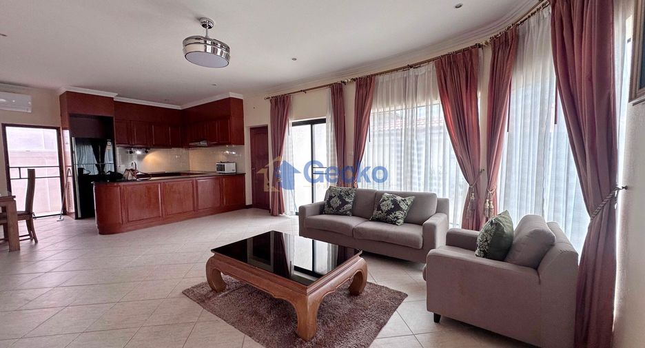 Casa en alquiler de 3 habitaciones en Bang Lamung, Chonburi