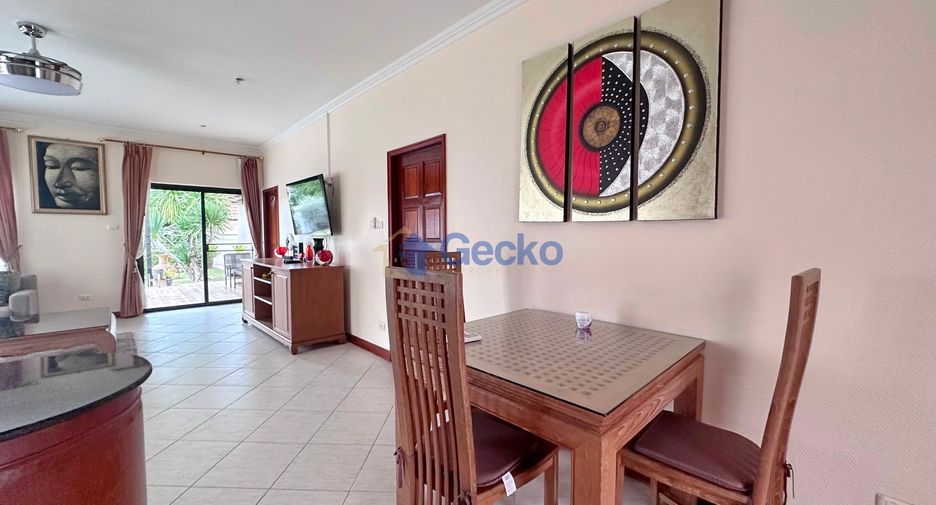 Casa en alquiler de 3 habitaciones en Bang Lamung, Chonburi