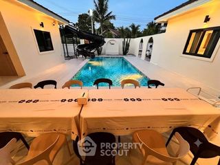 Casa en alquiler de 3 habitaciones en Bang Lamung, Chonburi