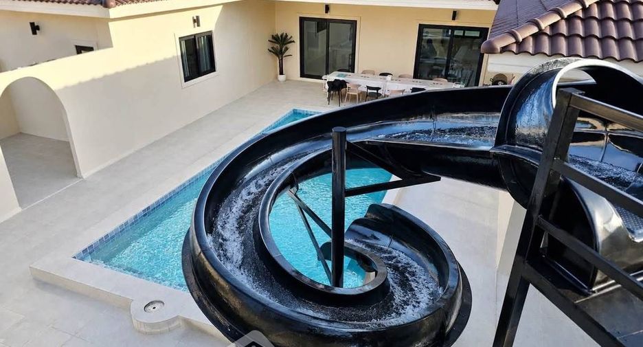 Casa en alquiler de 3 habitaciones en Huay Yai, Pattaya