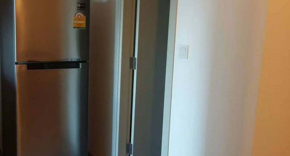 Wohnung zur Miete mit 1 Zimmer in Bang Rak, Bangkok