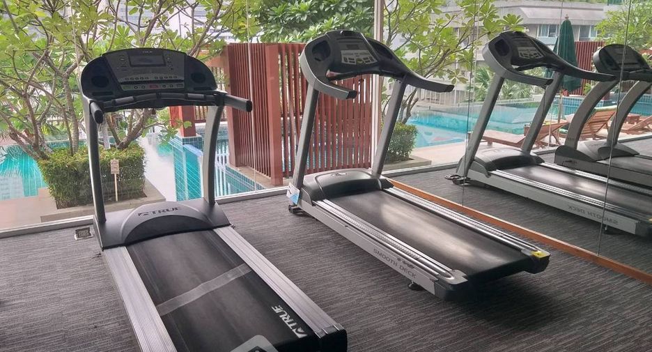 For rent 1 bed condo in Watthana, Bangkok