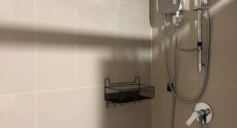 For rent 1 bed condo in Huai Khwang, Bangkok
